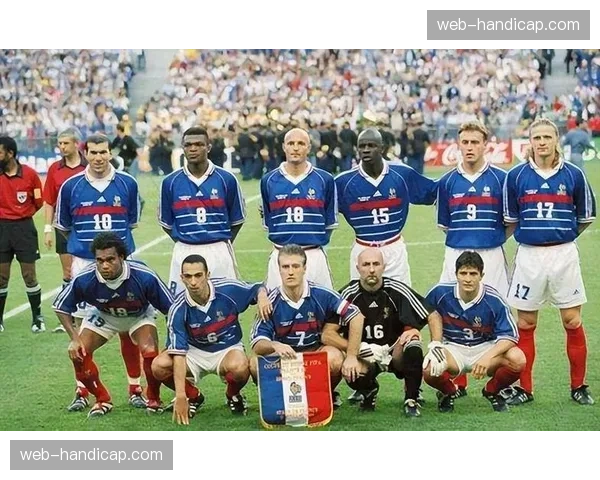 尼斯中场小图拉姆接受采访：“我的目标是入选德尚的下一期国家队名单”